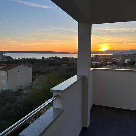 Apartment Marko With A Beautiful View Of The Sea Kaštel Sućurac Zewnętrze zdjęcie