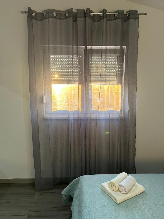 Apartment Marko With A Beautiful View Of The Sea Kaštel Sućurac Zewnętrze zdjęcie